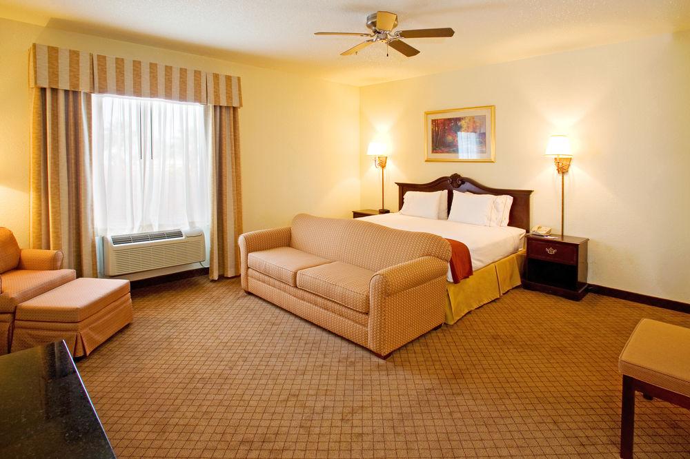 Hotel Express And By Ihg
