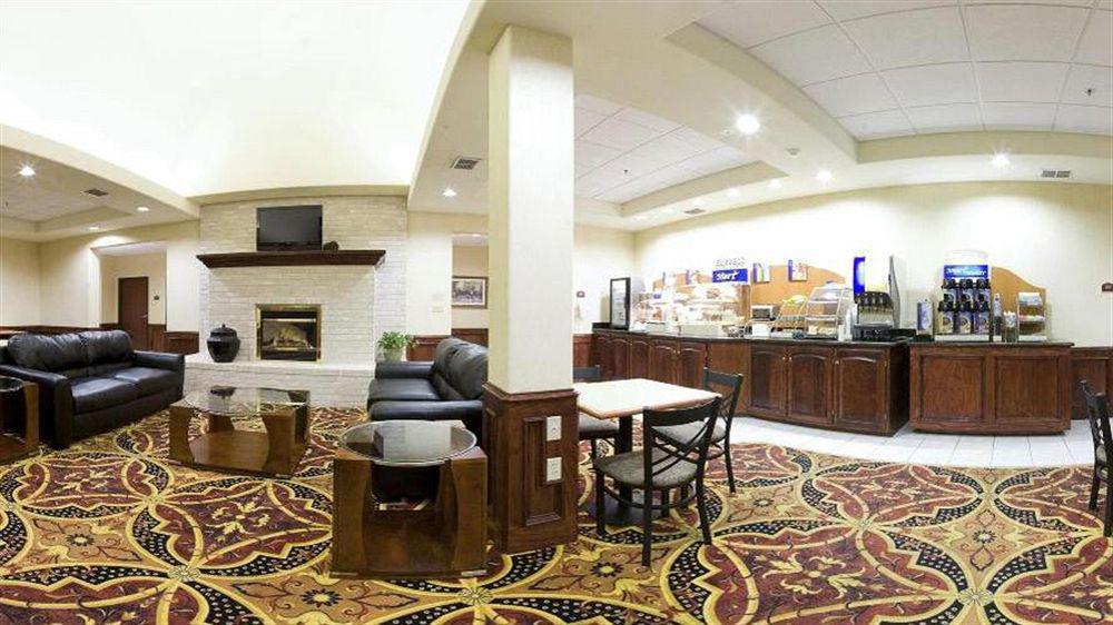 Express And By Ihg 2* Weslaco