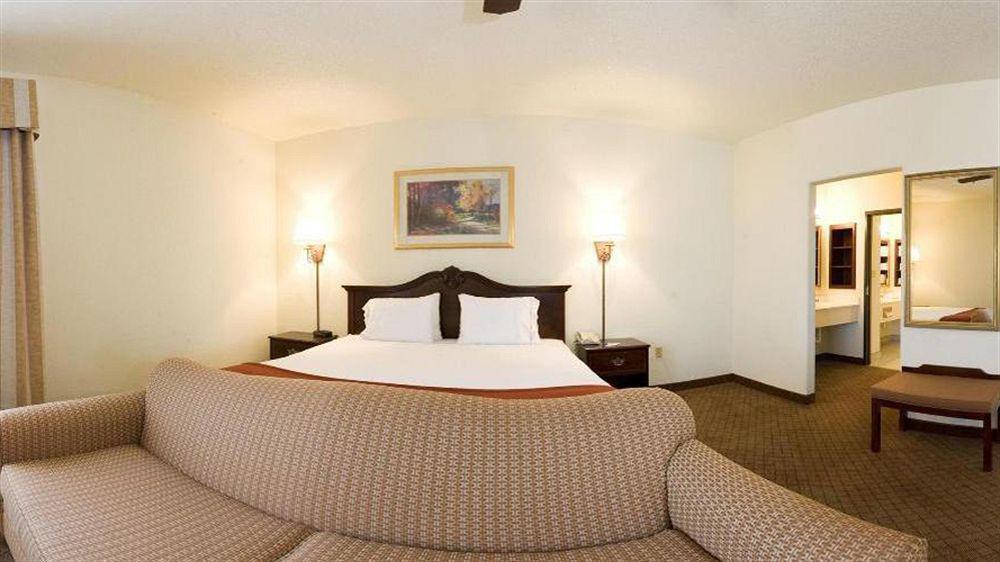 Express And By Ihg