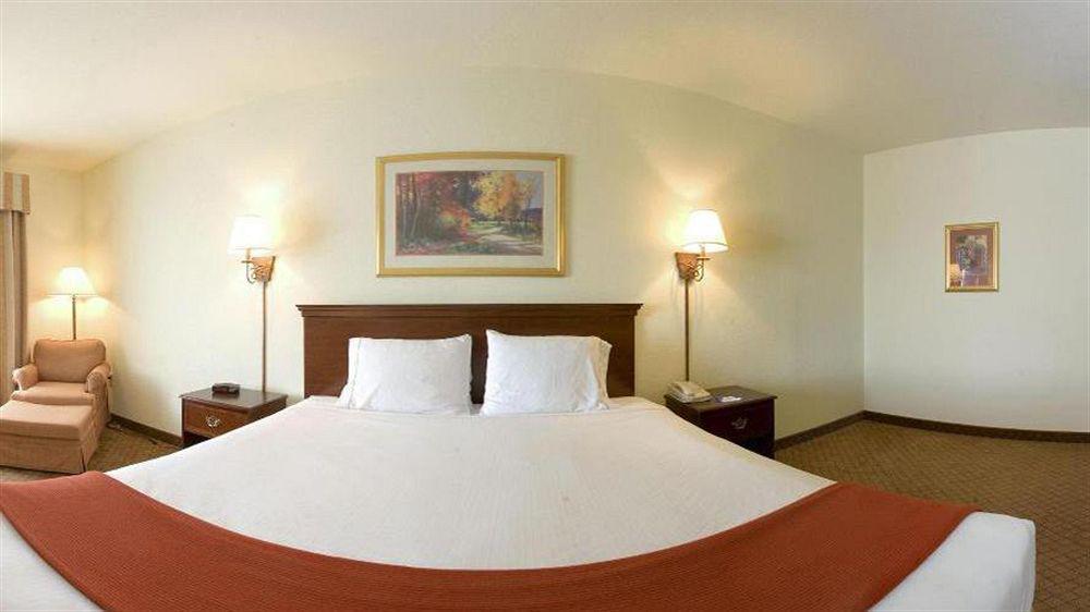 Express And By Ihg 2* Weslaco