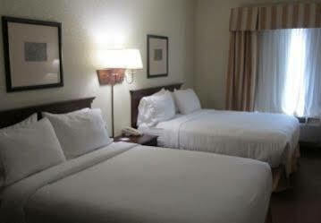 Express And By Ihg 2* Weslaco