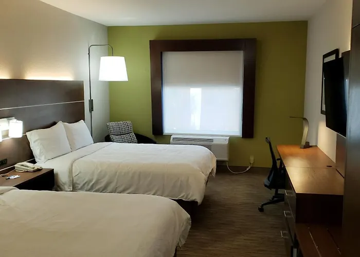 Holiday Inn Express Hotel And Suites Weslaco By Ihg