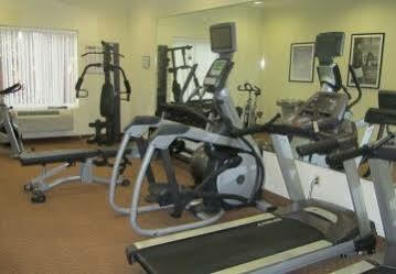 Express And By Ihg Hotel 2*