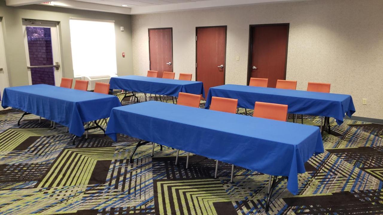 Express And By Ihg Weslaco